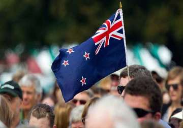 new zealanders to vote on changing national flag