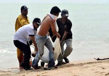 nine bodies found after boat capsize in malaysia