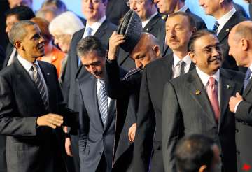 obama snubs pakistan head over supply routes