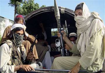 pak taliban threatens attacks on election day