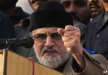 pak crisis deepens qadri issues 48 hour deadline to government