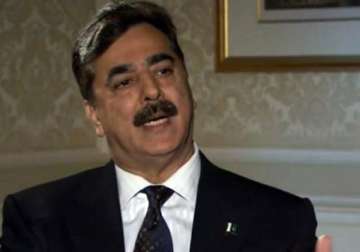 pak pm gilani says he will resign if sc convicts him on monday