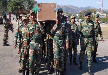 pakistan denies killing five indian soldiers