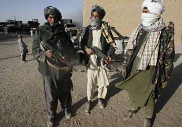 pakistan frees three senior afghan taliban leaders