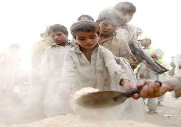 pakistan has failed to feed its people says daily