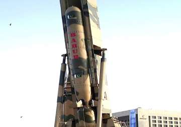pakistan test fires nuclear capable babur missile