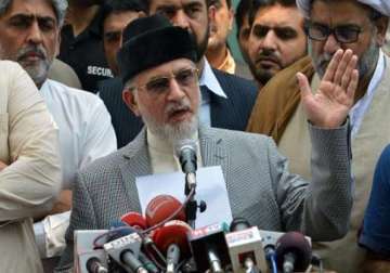 pakistani cleric tahir ul qadri ends talks with government