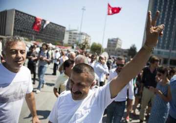 park at the centre of turkish protests reopened