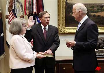 petraeus sworn in as new cia chief