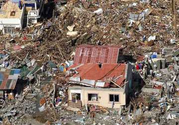 philippines typhoon death toll climbs to 1 833