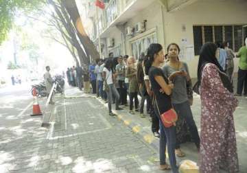 polling begins in maldives to elect new president