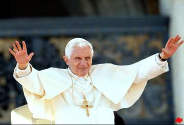 pope benedict suffering from degenerative joint disease