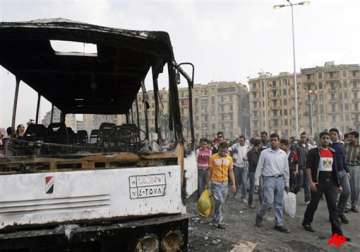 protesters return to cairo s tahrir square 2 killed