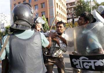 protests turn violent in bangladesh