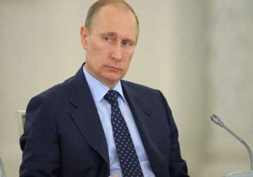 putin warns ukraine for using army against own people