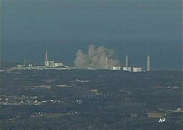 radiation fear sparks panic buying evacuations in tokyo