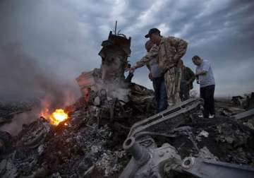 rebels take control of 219 bodies recovered from mh17 debris