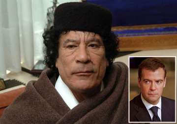 russia offers to mediate gaddafi s early exit