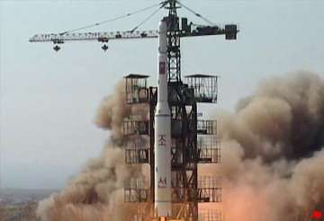 skorea warns it might shoot down nkorean rocket