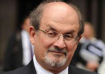 salman rushdie says he didn t write satanic verses for the mullahs