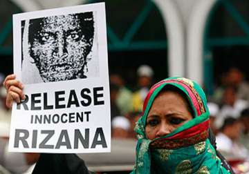 saudi arabia executes sri lankan maid for death of a baby