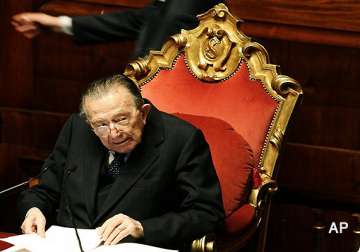 seven time italian pm andreotti dies