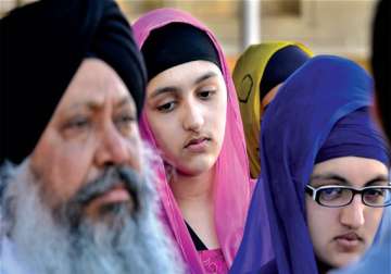 sikh americans pledge to work for gun control measures