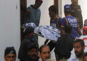 six bodies with throats slit found near bukhari mazaar in karachi