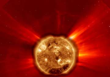 solar flare contributes to spectacular light show