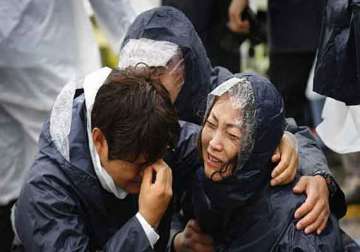 bodies retrieved from south korean ferry toll reaches 50