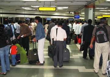 sri lankans issued travel warning for southern india