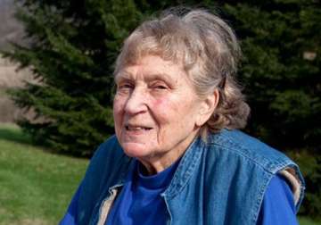 stalin s daughter lana peters dies at 85