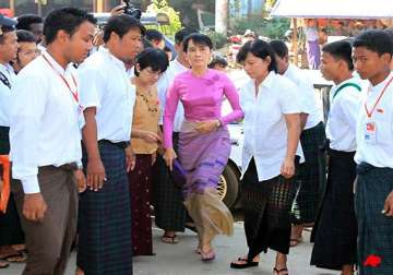 suu kyi s party to register for myanmar elections