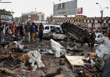 suicide bomber kills 8 in northwest pakistan