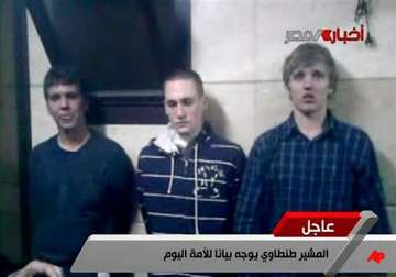 three american students arrested in cairo leave egypt