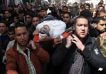 three dead as israeli air force pounds gaza