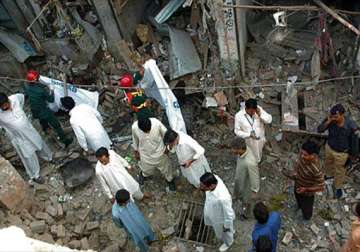 three killed in bomb blast near sufi shrine in pakistan