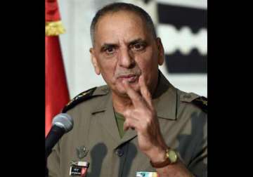 tunisian army chief resigns after soldiers deaths