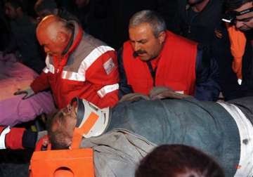 turkish quake death toll rises to 13