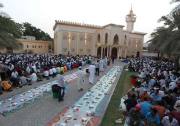 uae group to spend 60 mn dirhams for ramadan