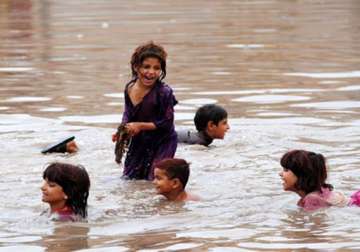 un ready to aid pakistan afghanistan after rains floods