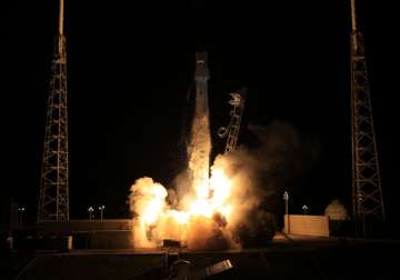 us commercial cargo capsule launched to space station