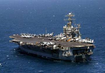 us sends aircraft carrier to help philippines