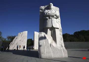 us first family visits memorial to rights leader