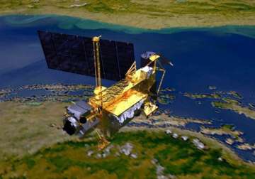 us satellite may crash back to earth on sept 23 nasa