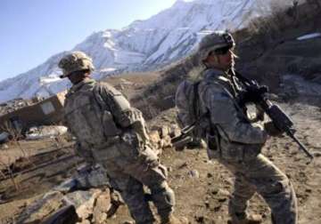 us troops massed on pak border near waziristan