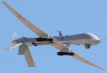 us drone in pakistan kills 10 suspected militants