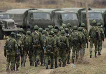 ukrainian military base in crimea under russian siege report