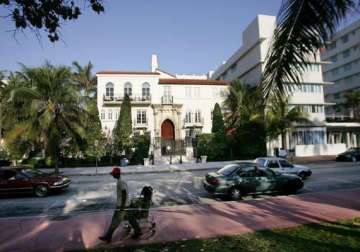 versace mansion sold for 41.5 mn