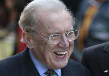 broadcaster david frost passes away